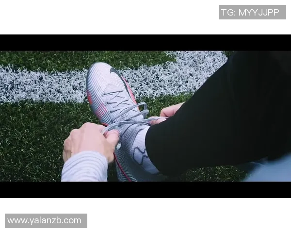 足球明星亲自示范绑鞋带技巧让你轻松掌握运动小窍门 足球明星亲自示范绑鞋带技巧让你轻松掌握运动小窍门